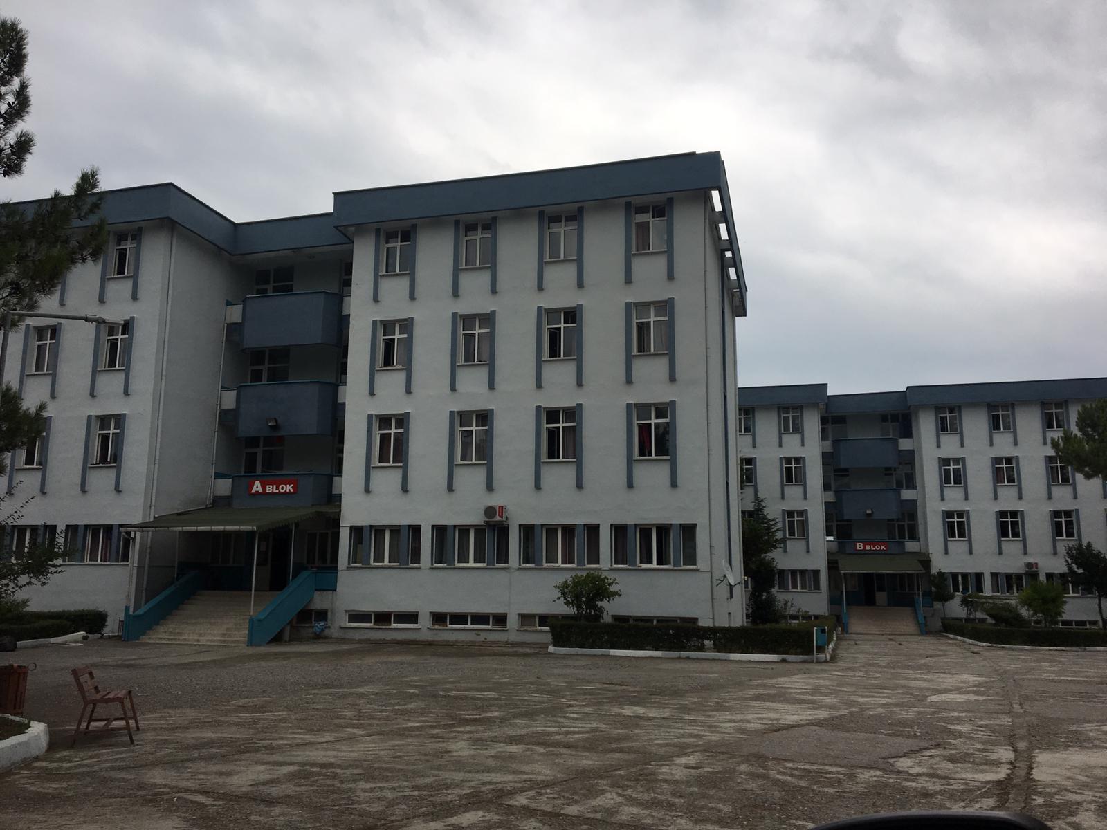 KYK OMÜ KARADENİZ ERKEK YURDU A-B BLOK ÇATI DEĞİŞİMLERİ VE ONARIMI